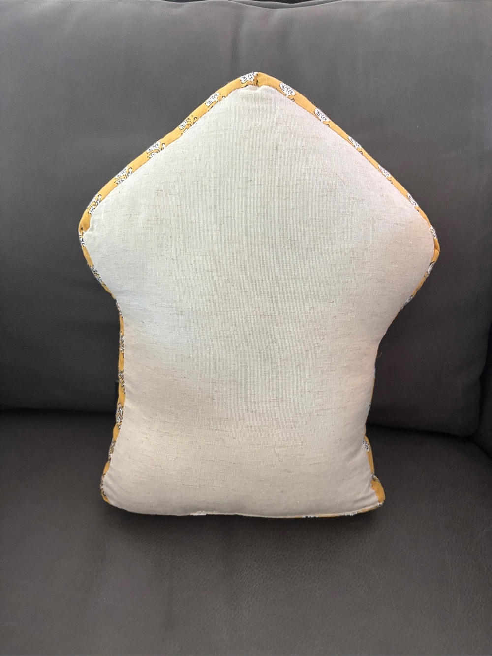 House-Shaped Embroidered Bird Pillow with Tassels - Multicolor - Picture 3 of 5
